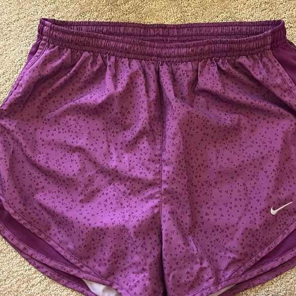 4 pair Nike Tempo shorts. All have liner.  
All in very good condition. - Picture 2 of 12